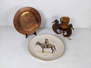 lot 341 image: Collection of 4 Rustic Vintage Home Decor Copper Plate, Cowboy Plate, Seahorse Stand, English Ware Mug