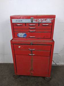 lot 6 image: Large Stack-On Tool Box Full of Tools