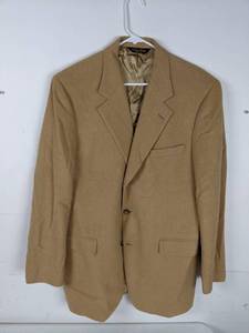 lot 350 image: Brooks Brothers 100% Camelhair 2-Button Coat