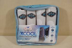 lot 51 image: Professionals Choice 2 X Cool Sports Medicine Boots