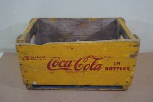 lot 128 image: Repainted Coca-Cola Wood Crate