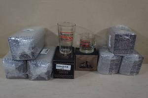 lot 165 image: 4 Pint Glasses4 Whiskey Rocks Glasses - WashingtonAdams 88