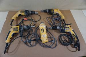 lot 207 image: DeWalt Corded Tools