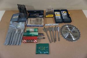 lot 212 image: Assorted Bits, Taps, and Blade