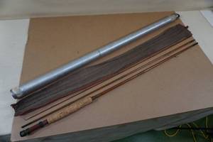 lot 220 image: Antique Heddon #14 Fly Rod