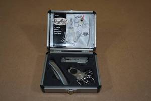 lot 246 image: Sheffield 3 Piece Multi Function Tool Set
