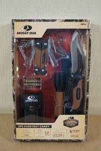 lot 258 image: Mossy Oak 3PK Everyday Carry Knife Set