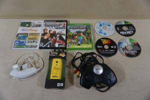 lot 284 image: Assorted Games and Controllers - Minecraft for XB One