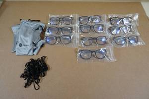 lot 21 image: Assorted Reading Glasses - with Bluelight Protection