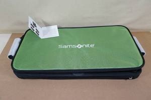 lot 22 image: Samsonite 615 Trunk Locker Organizer