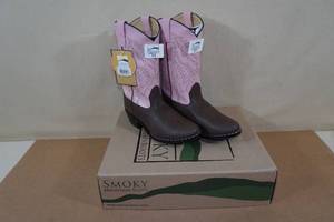 lot 38 image: Smoky Mountain Kids Cowboy Boots - Size 3.5