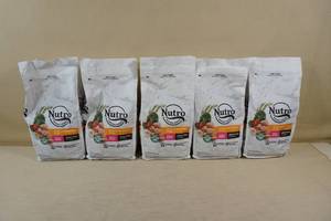 lot 63 image: 25 Lbs of Nutro Small Breed Adult Formula Dog Food