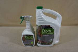 lot 112 image: Bona Hard Surface Floor Cleaner Spray Bottle and Refill