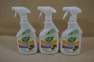 lot 114 image: Garden Safe Houseplant and Garden Insect Killer