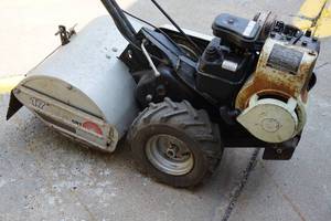 lot 65A image: Craftsman 5 HP 17 Gas Roto Tiller