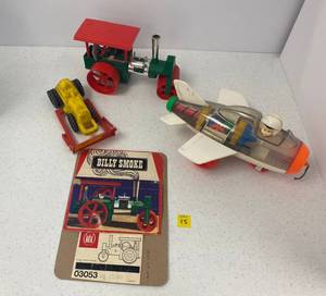 lot 15 image: Group Of Vintage Toys