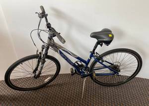lot 90 image: Tiburon Gary Fisher RST CT-Free Womans Mountain Bike