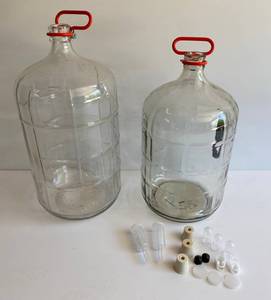 Home Brewing  5 Gallon And 6 Gallon Carboys With Vent Caps
