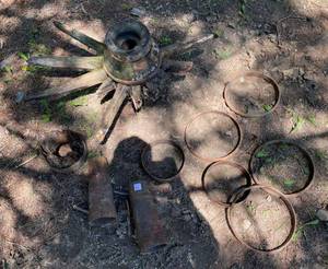 Vintage Wagon Wheel Hubs And Parts