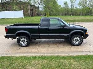 1999 CHEVY S-10 4X4