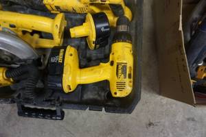 lot 23 image: DeWalt Brand 18V Power Tool Set
