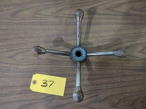 lot 37 image: Kurt Machine Vise Speed Handle...