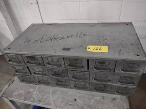 lot 122 image: 18 Drawer Parts Cabinet, 34x18x13.5...