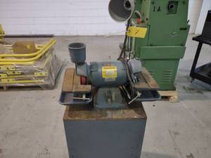 lot 7 image: Baldor Tool & Cutter Grinder, 12 h...