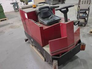 lot 19A image: Factory Cat HD Model 40 Electric Fl...