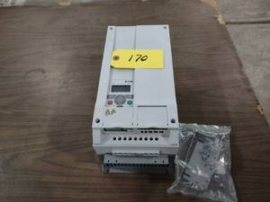 lot 170 image: Eaton H-Max MMX32AA0170-0 VFD...