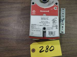 lot 280 image: Honeywell Damper Motor, MS4105A1130...