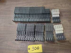 lot 300 image: Siemens Terminal Blocks...