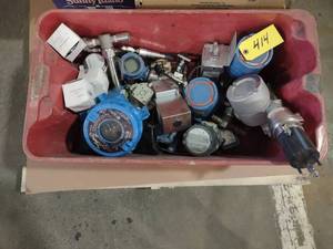 lot 414 image: Regulators, Gauges, Detector, & Mis...
