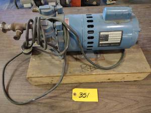 lot 351 image: Thomas Vacuum Pump...
