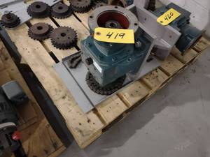 lot 419 image: Quantis 92.911 Gear Drive, 78 In...