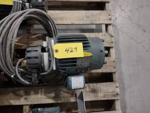 lot 428 image: Baldor 1 hp. 208418 Three Phase Mo...