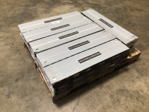 lot 1 image: Pallet with 15 boxes MSI Vintage Lace 8 in. x 36 in. Matte Porcelain Floor and Wall Tile (14 sq. ft.case) - Good Condition - Review all pictures