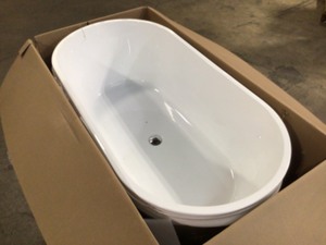 lot 39 image: AKDY 59 in. Fiberglass Double Ended Flatbottom Non-Whirlpool Bathtub in Glossy White - Broken - Review all pictures