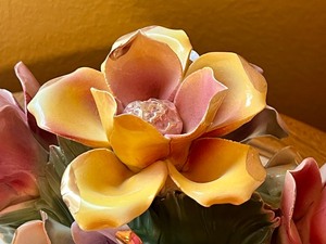 Lovely Vintage Capodimonte Floral Piece