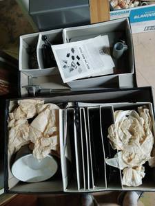 lot 381 image: Vintage Electronics And More