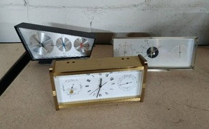 lot 394 image: Three Vintage Barometers