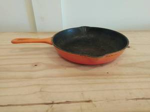 lot 5 image: Vintage Le Creuset #23 Skillet