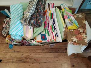 lot 321 image: Collection of Vintage Ribbons & Fabric