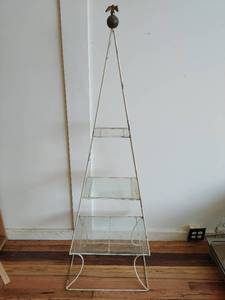 lot 329 image: Vintage Three Tier Shelf with Eagle Finial