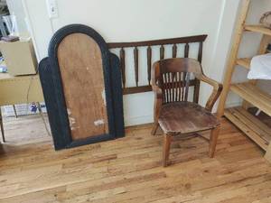 lot 440 image: Collection of Vintage Furniture