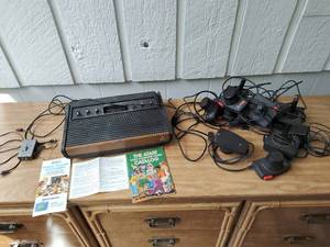 lot 446 image: Atari Video Game Console