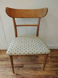 lot 201 image: MCM Wood Chair by Cushman Contemporary