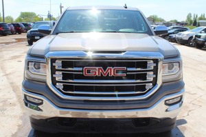 $45,000 Retail Value   2017 GMC Sierra 1500 SLT Crew Cab 4x4 - One Owner - 42,929 Miles -