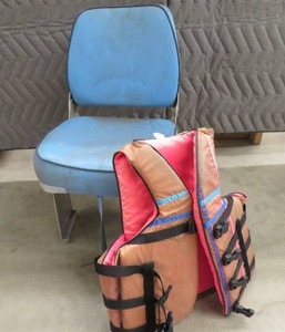 BOAT SEAT ON BRACKET  LIFE VEST