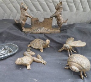 CAST IRON SCOTTIE DOG CARD HOLDER PLUS
